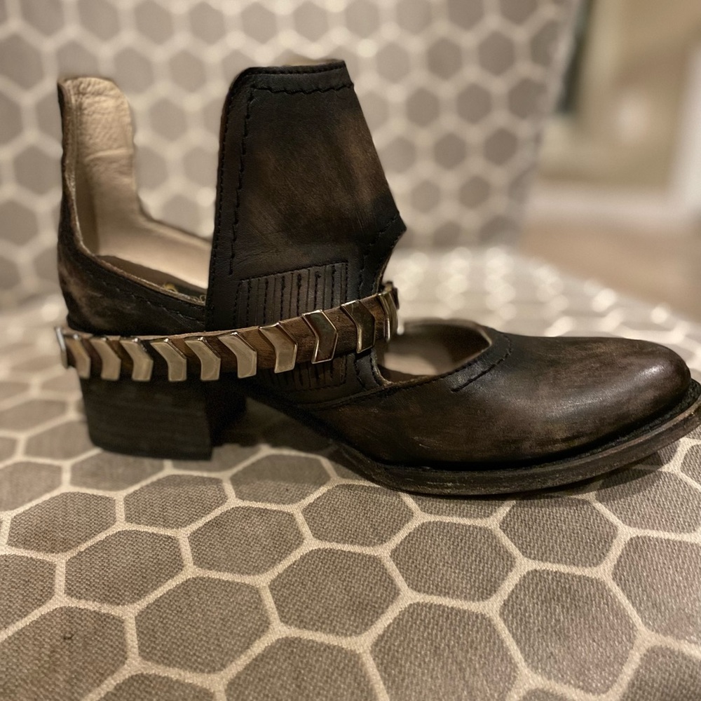 Freebird by Steven, Size 8 Female Boots